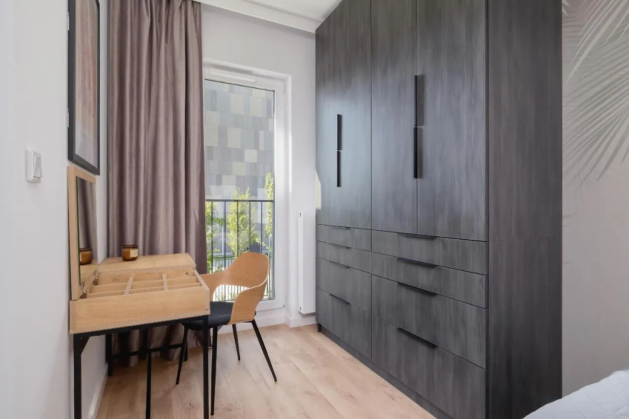 Beautiful Steam Park Apartment With Parking Old Town Cracow By Noclegi Renters Krakow 0*,  Poland