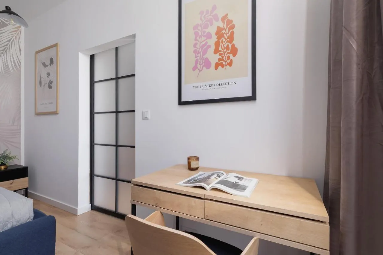 Beautiful Steam Park Apartment With Parking Old Town Cracow By Noclegi Renters Krakow